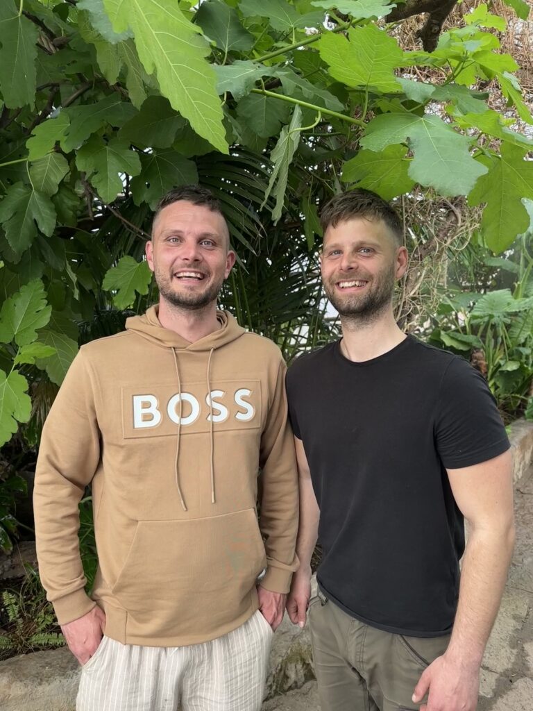Mark og Dennis Pngea Park